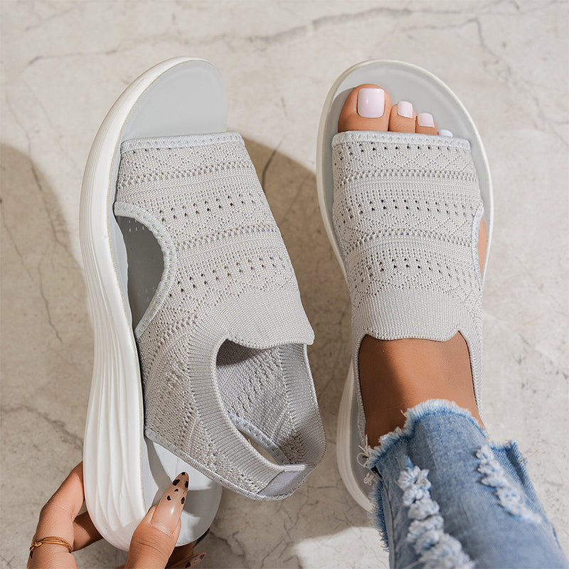 DAGELIJKSE SANDALEN VOOR VROUWEN